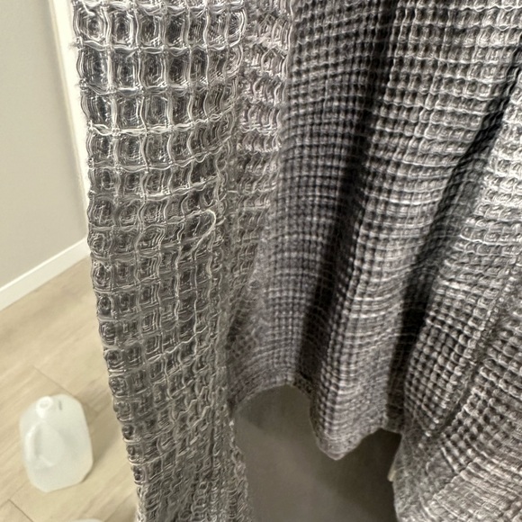 Parachute Gray Waffle Robe size Small - Picture 6 of 6